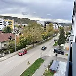 Xenia Corner Apartman